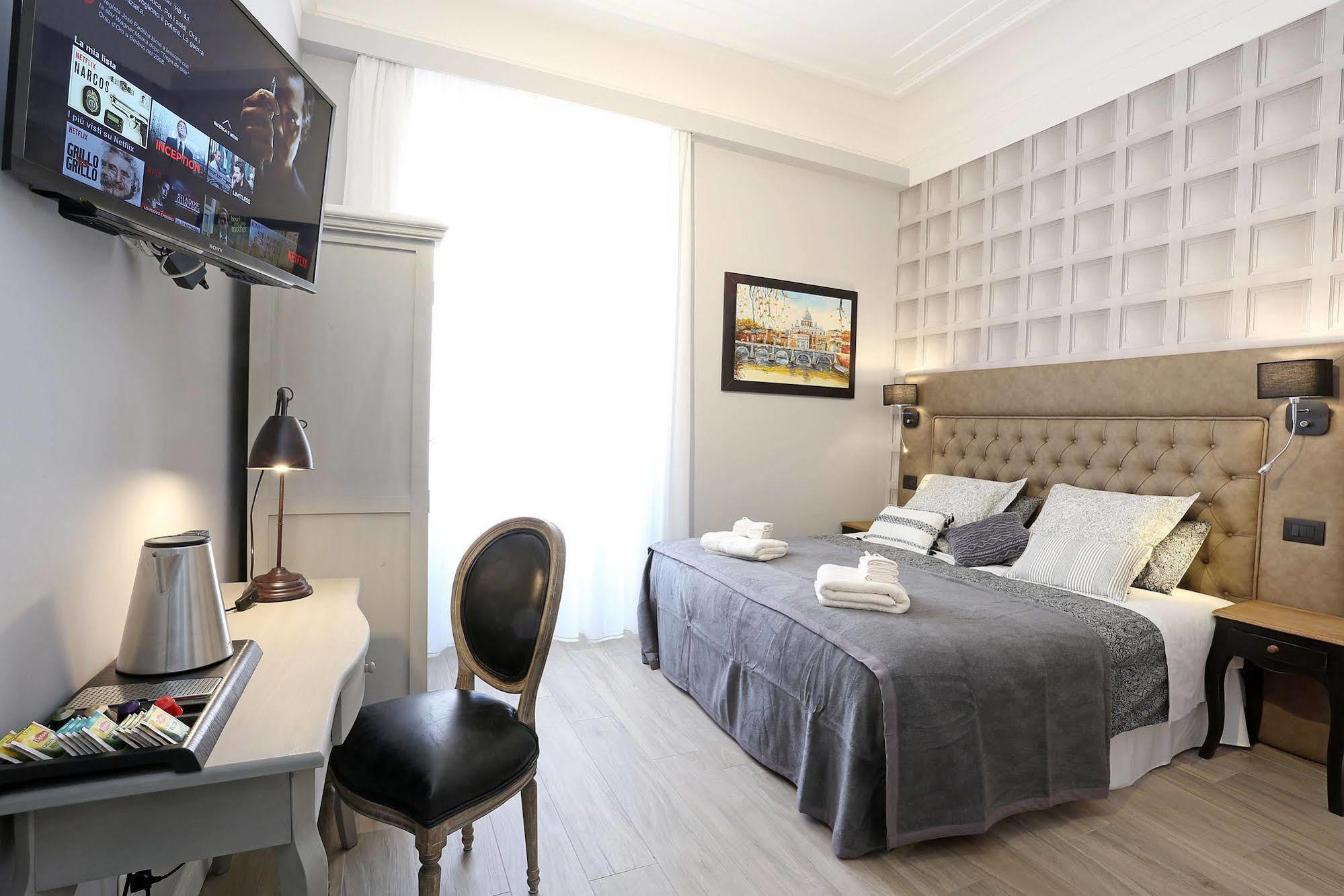 บีแอนด์บี คาปริชชี โรมานี Hotel ภายนอก รูปภาพ