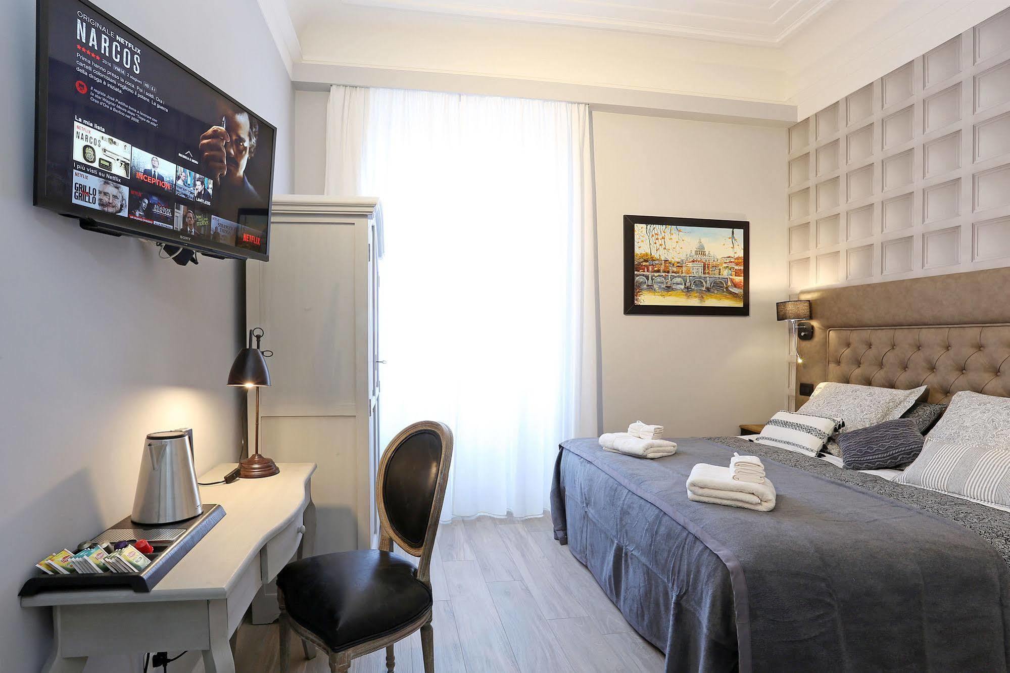 บีแอนด์บี คาปริชชี โรมานี Hotel ภายนอก รูปภาพ